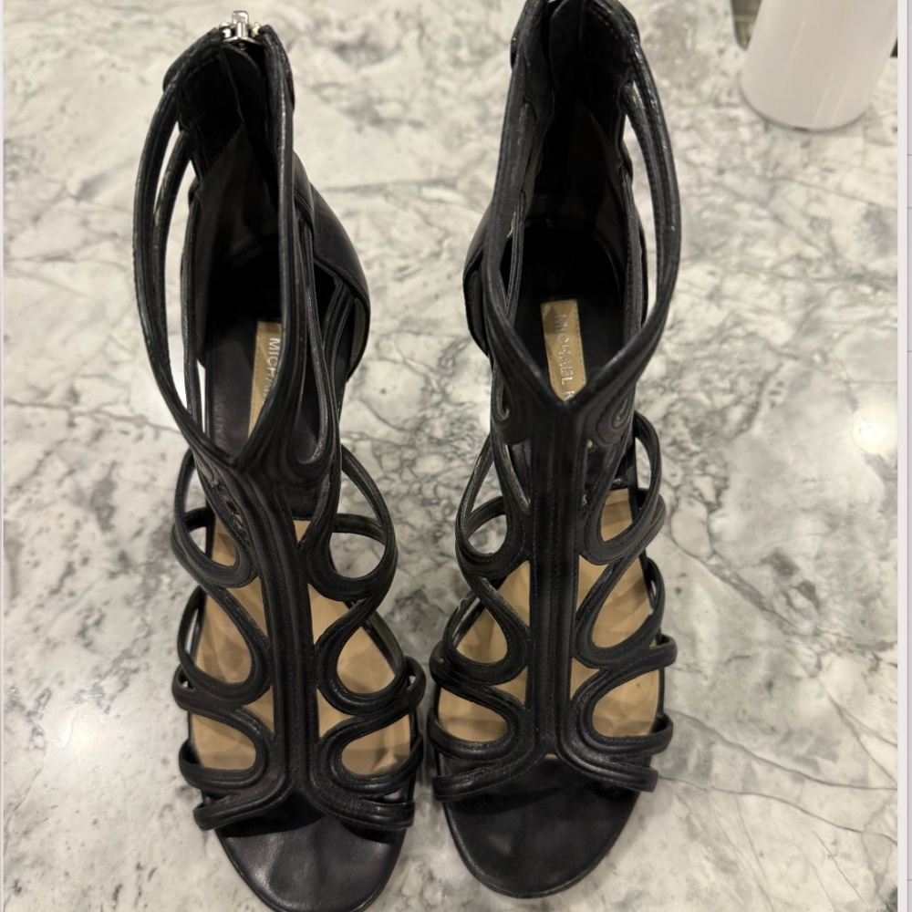 Michael Kors 7.5 Heels Preowned